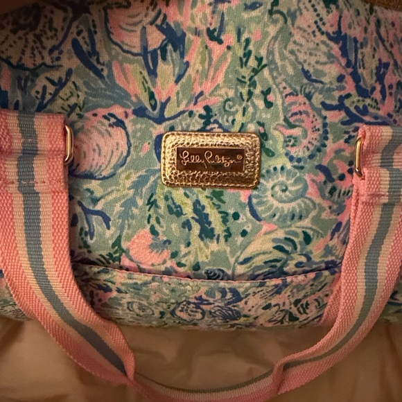 Lilly Pulitzer Blue and Pink Duffle Bag - Picture 2 of 6